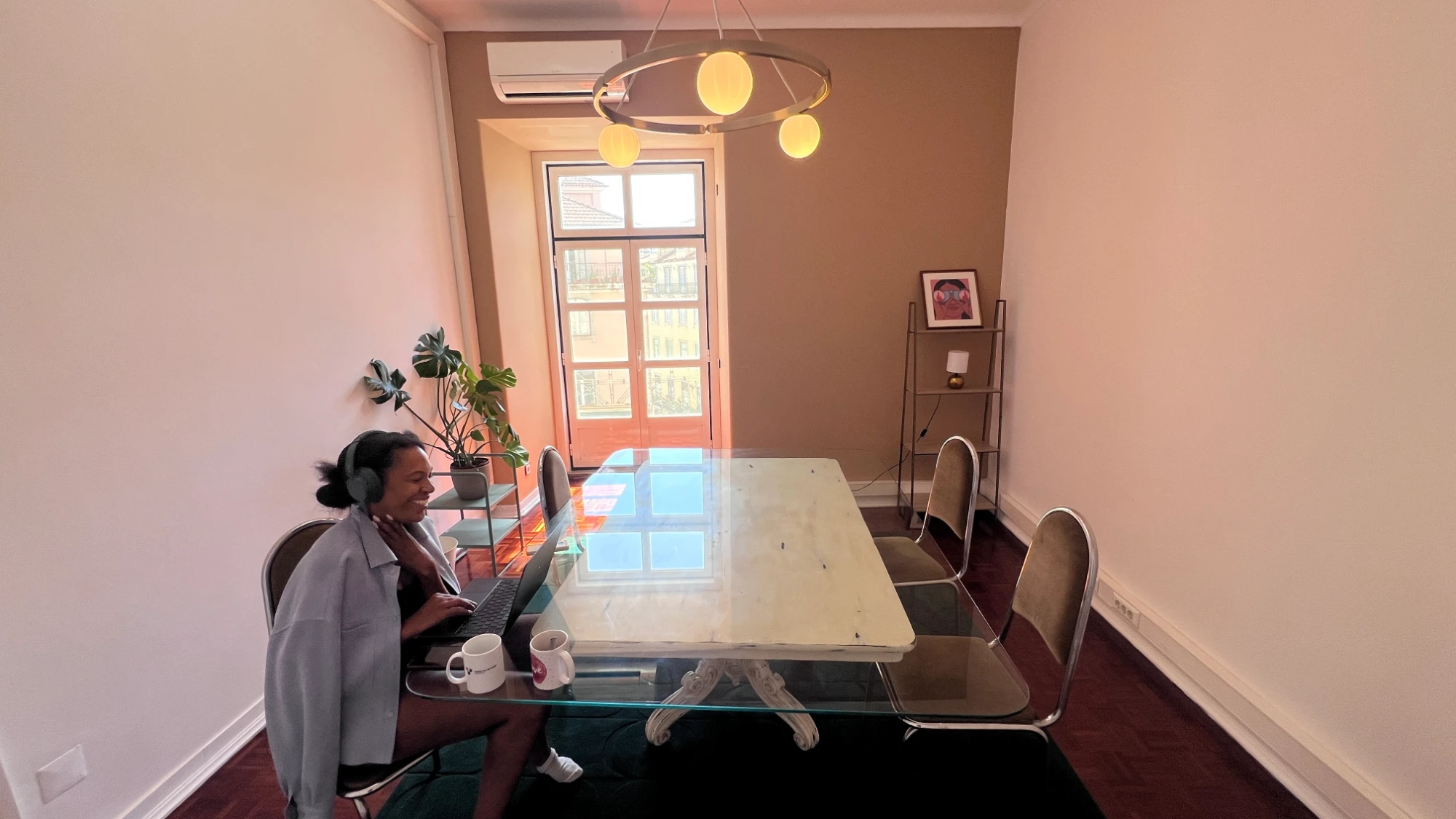 The Clubhouse Cowork Community, Sunny office with 4 desks, Lisbon