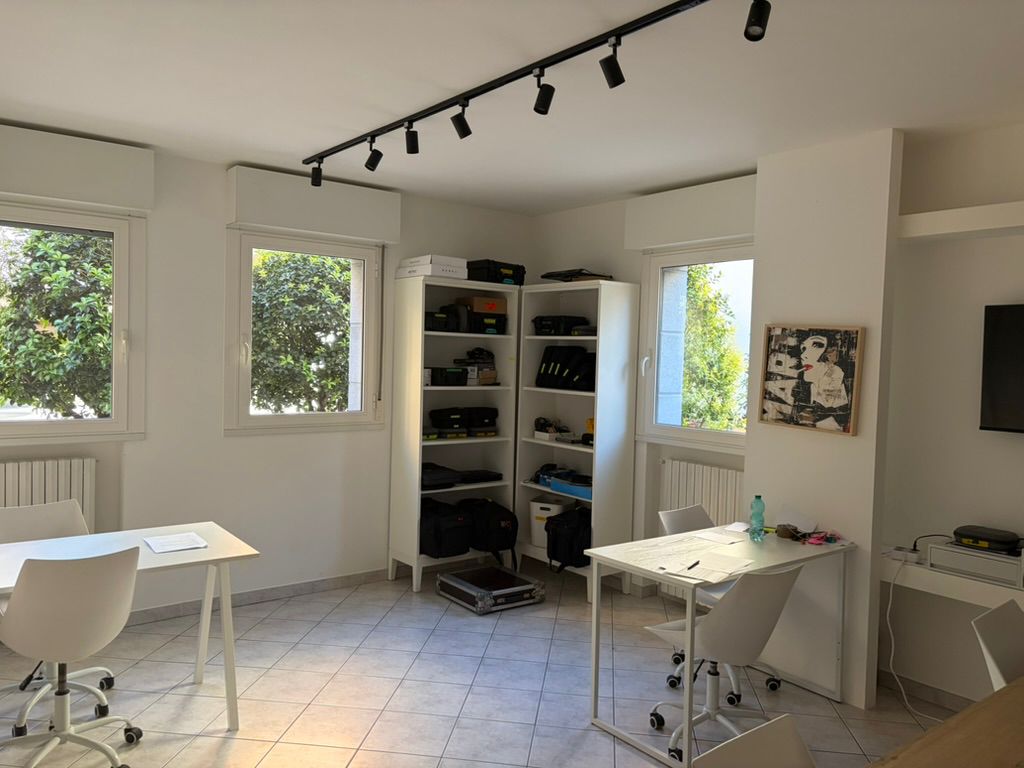 Uffici Special Glue zona Molise / Porta Vittoria, Ufficio privato 4 persone , Milan