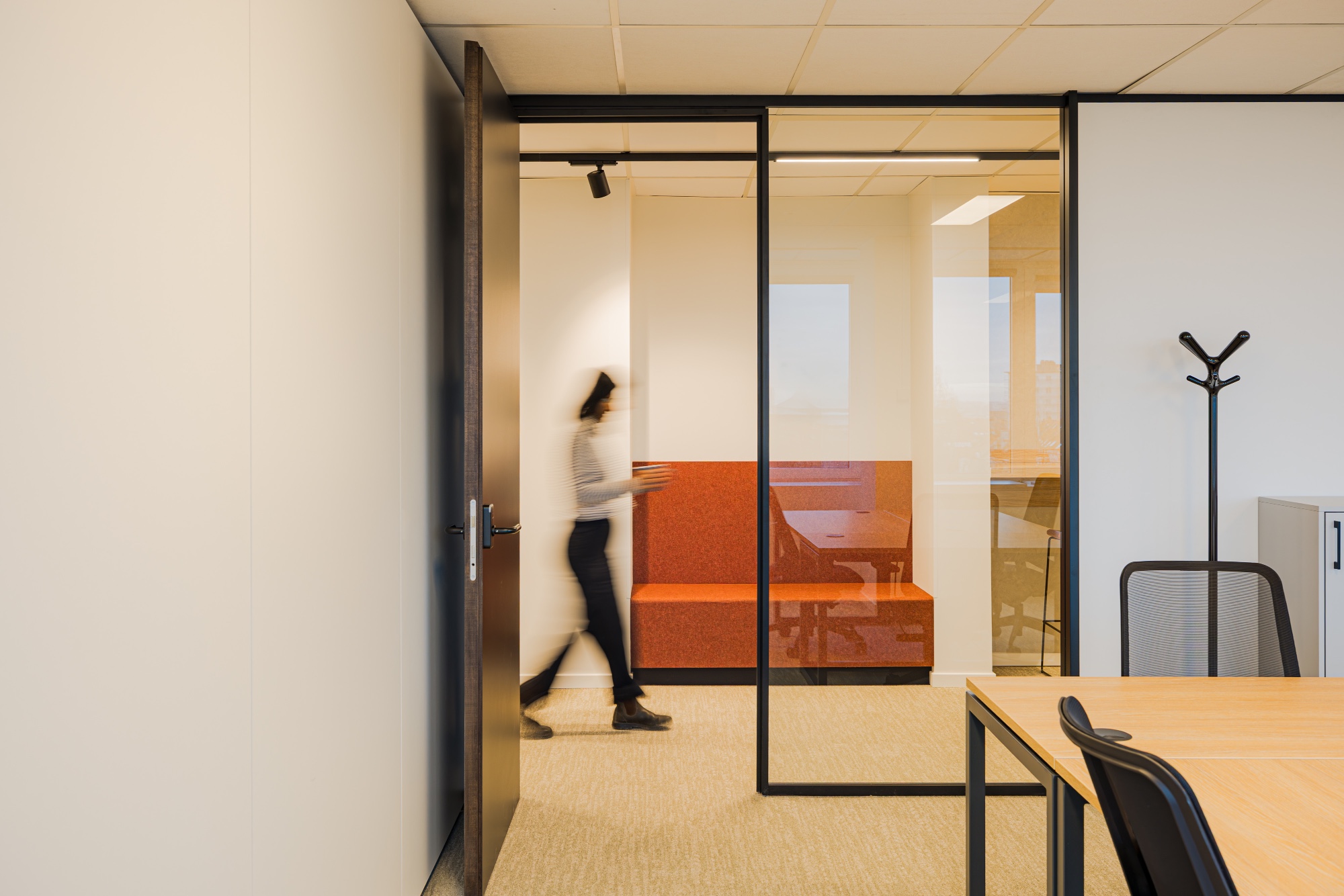 Whitlock Brussels, Privékantoor, Woluwe-Saint-Lambert