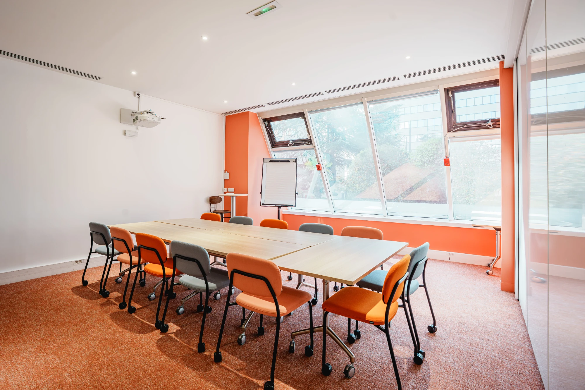 Wojo Issy-les-Moulineaux, Meeting room for 12 people, Issy-les-Moulineaux