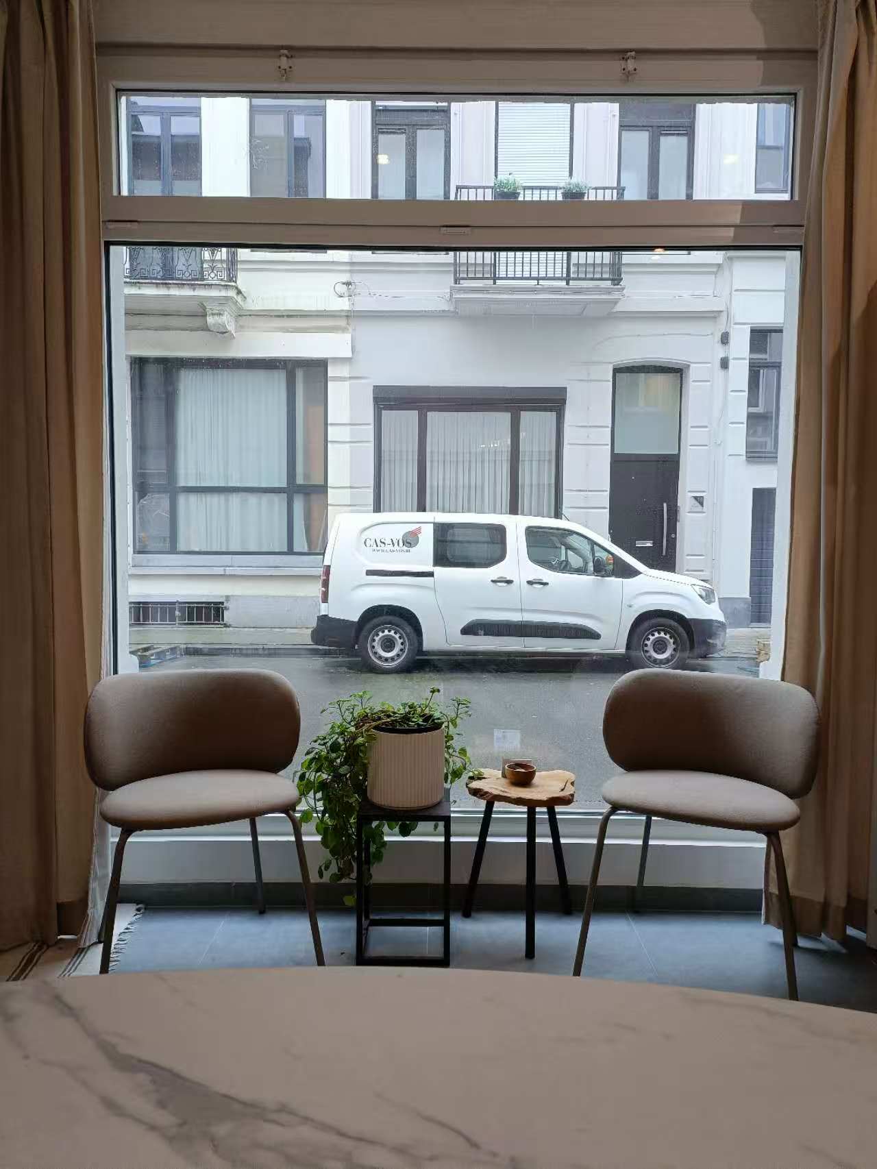 Zhi Hypnosis – Antwerp Central, Lounge, Antwerp