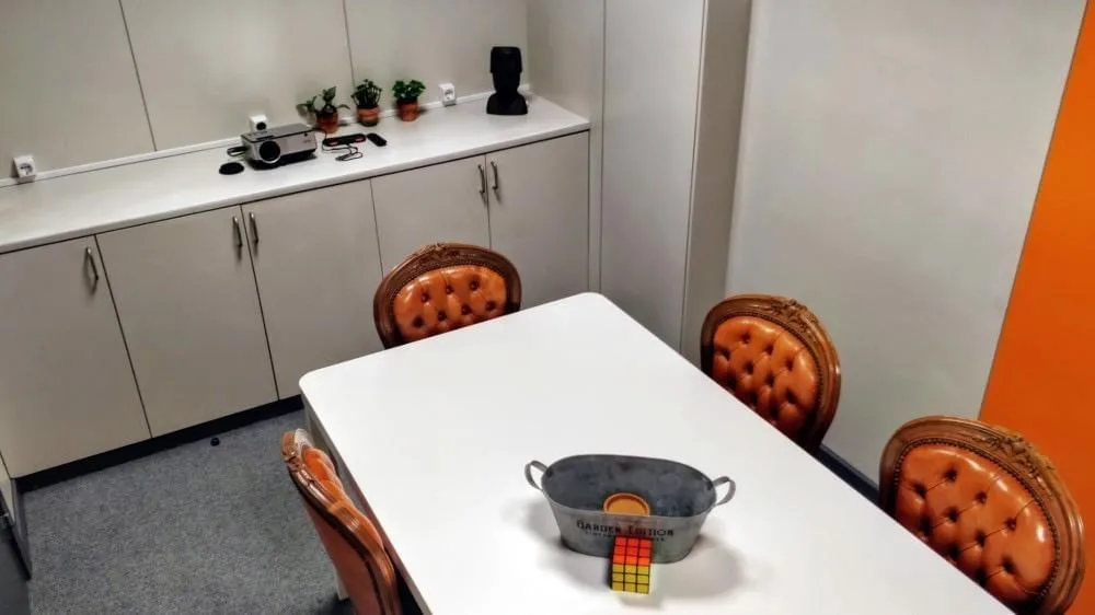 10cowork, Meeting room for 4 people, Caparica