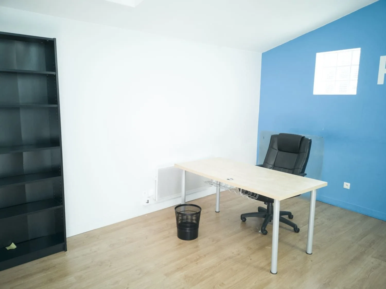 Le 14 Orchies, Privatbüro mit 1 Arbeitsplatz, Orchies
