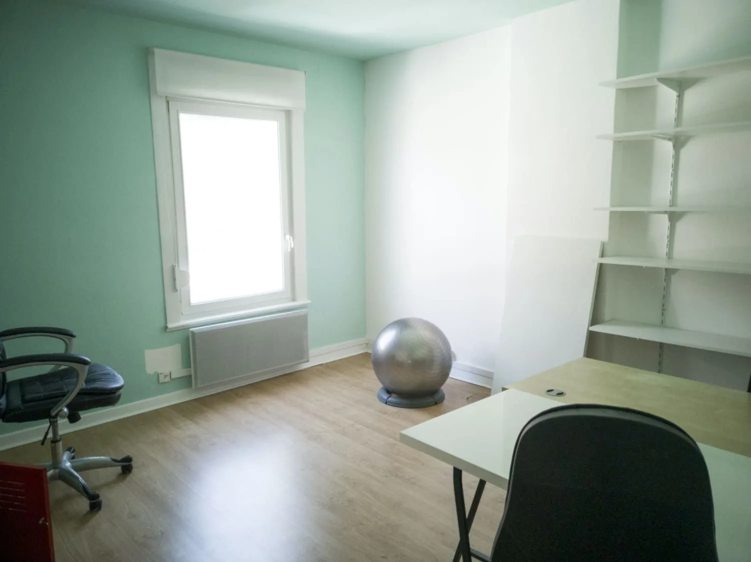 Le 14 Orchies, Privatbüro mit 2 Arbeitsplätzen, Orchies
