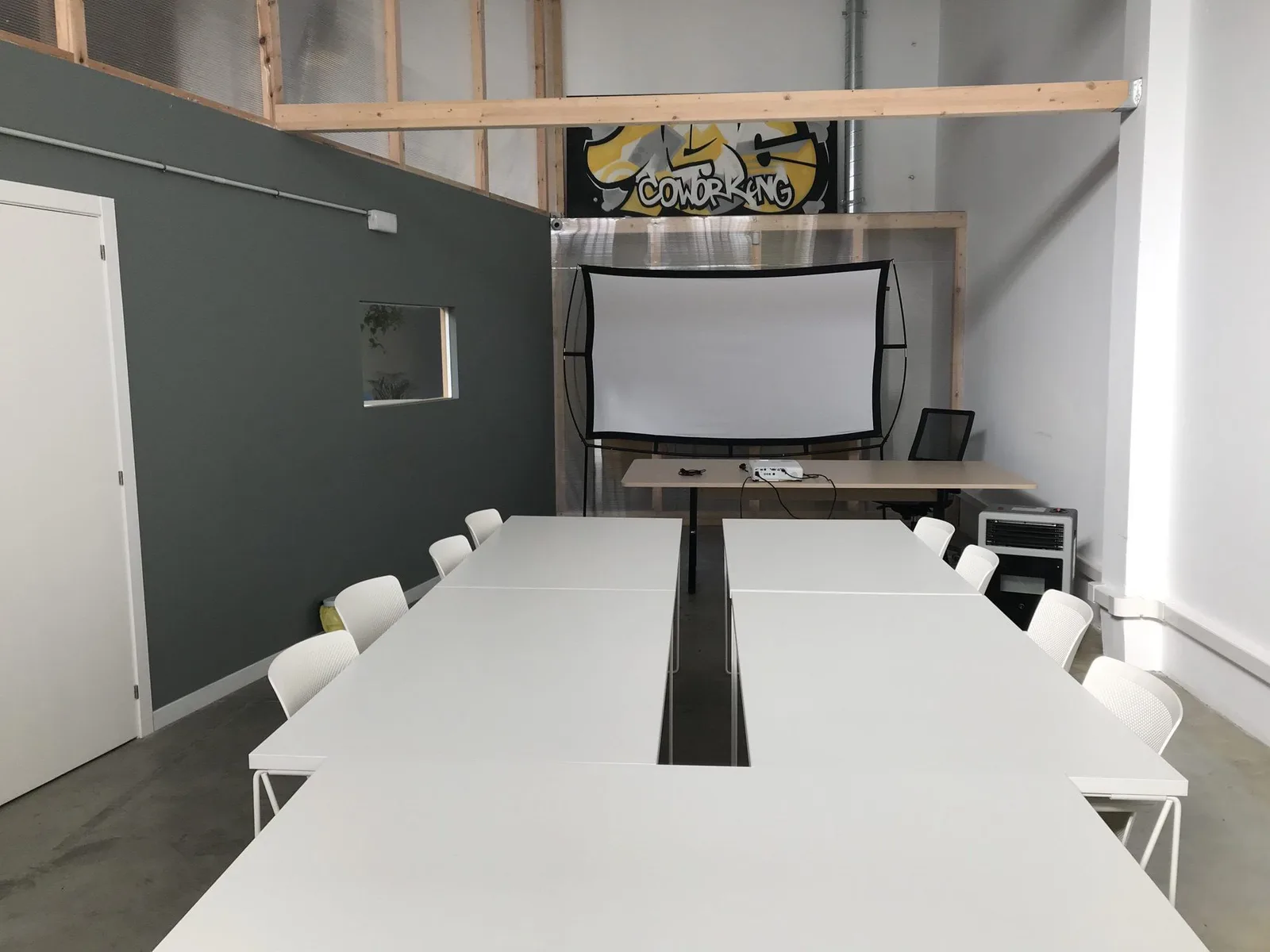 156 Coworking, Sala de formação para 10 pessoas, Narón