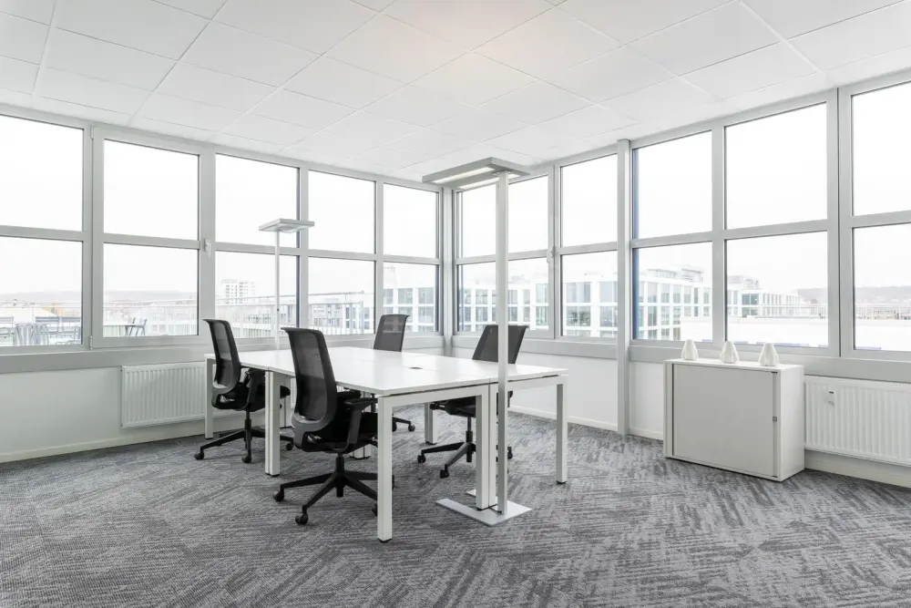 Open Office KYOTO, Karasuma (Open Office)、個室オフィス 4 名、京都