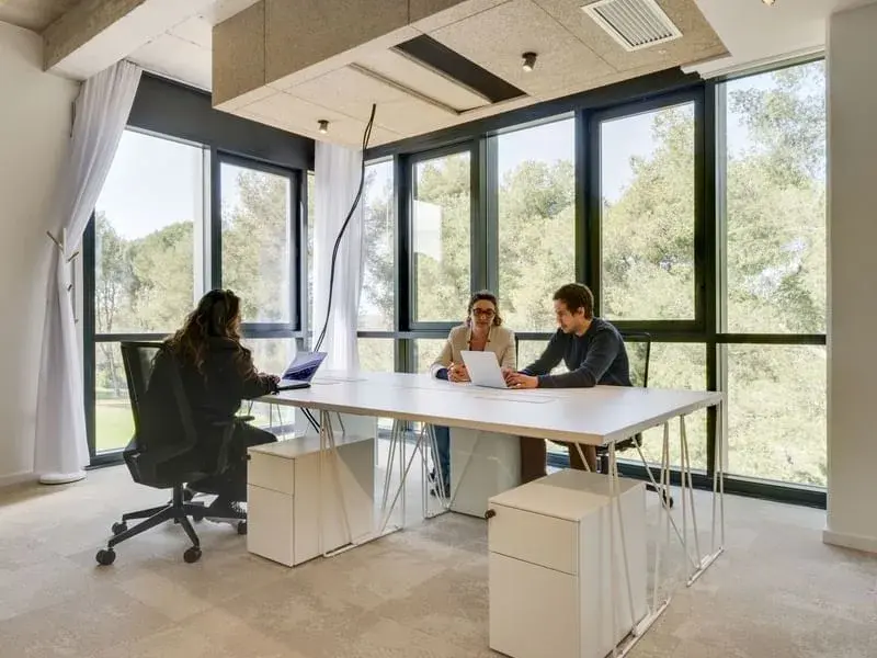 Newton Offices Golf des Milles, Accès Bureau privatif 3 personnes, Aix-en-Provence