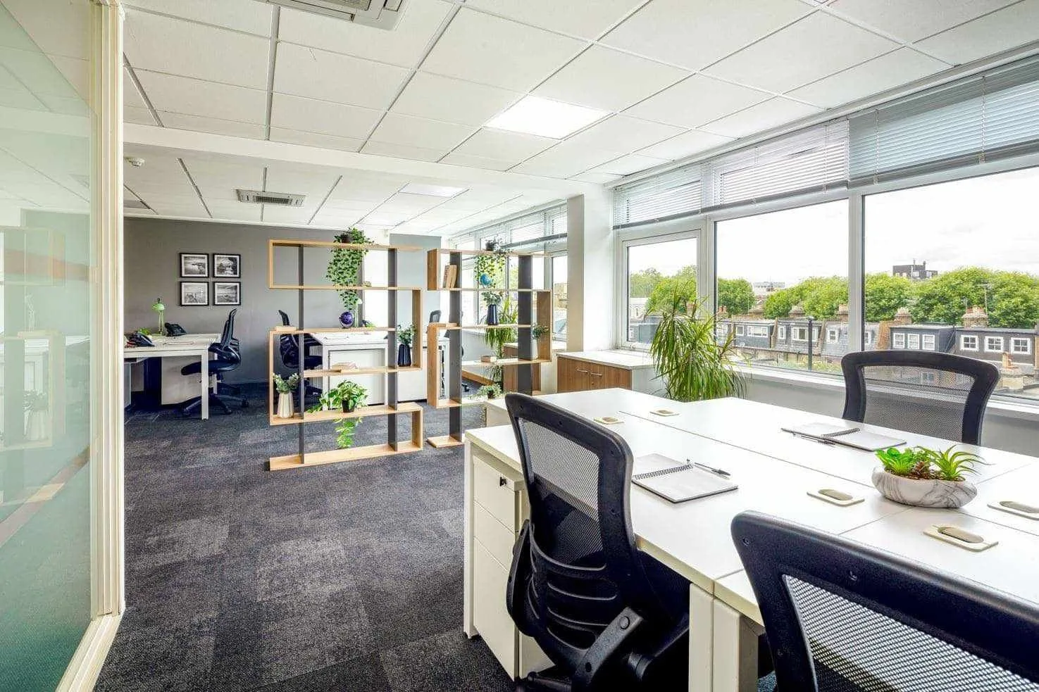 Airivo Chiswick, Open space, Brentford