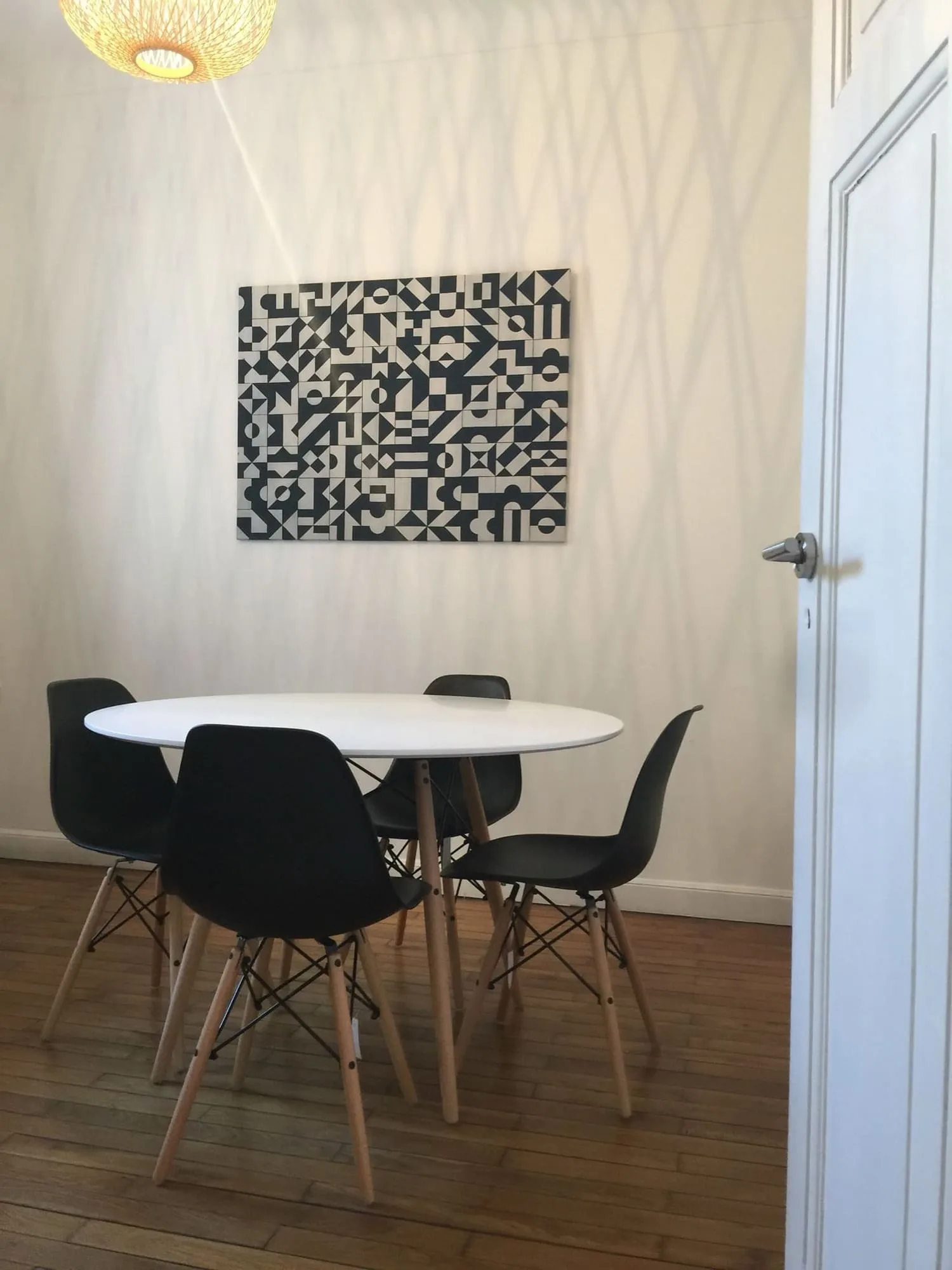 Alatere CoWo, Besprechungsraum für 4 Personen, Antibes