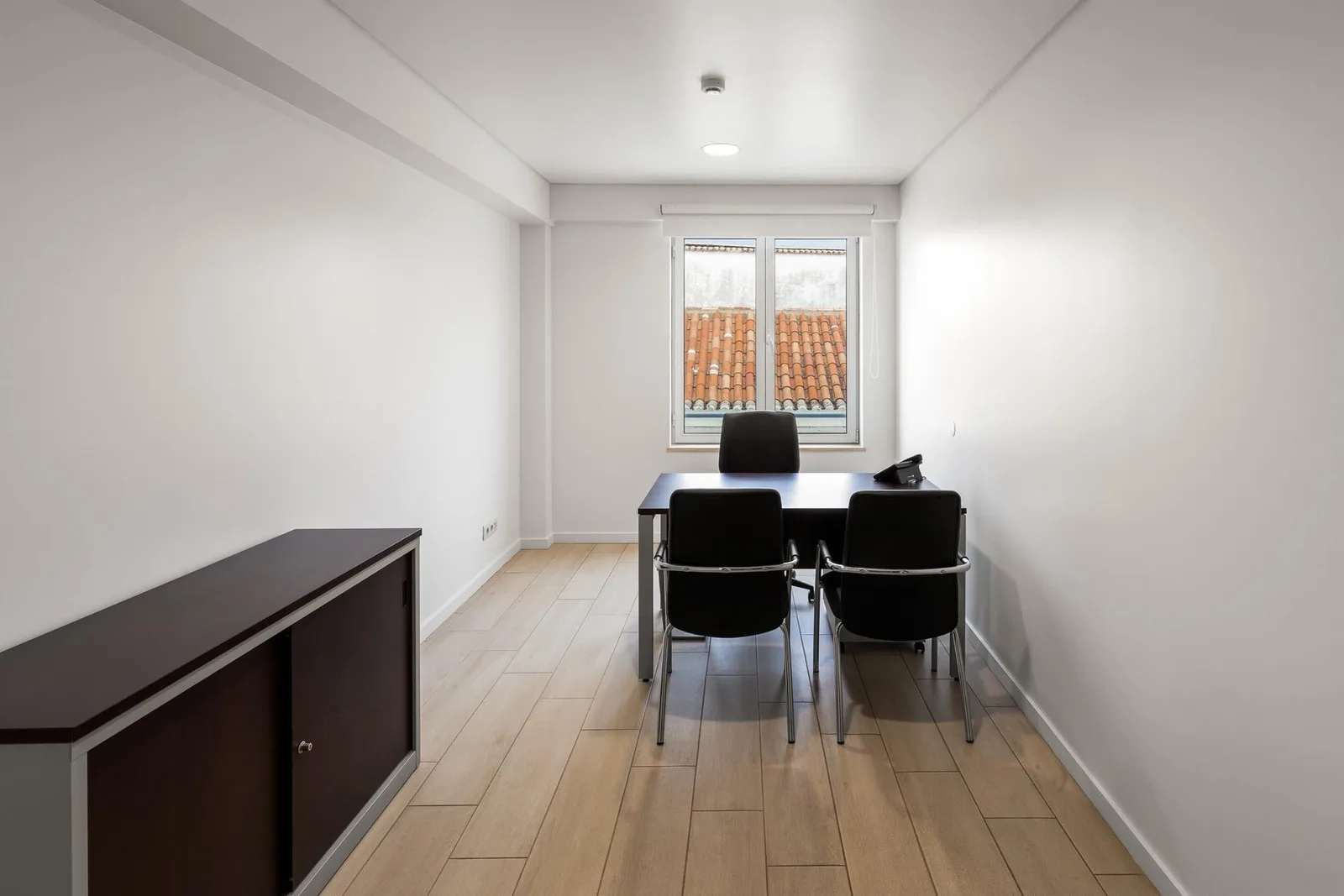 Algarve Office Center, Private office, 1 desk, Faro