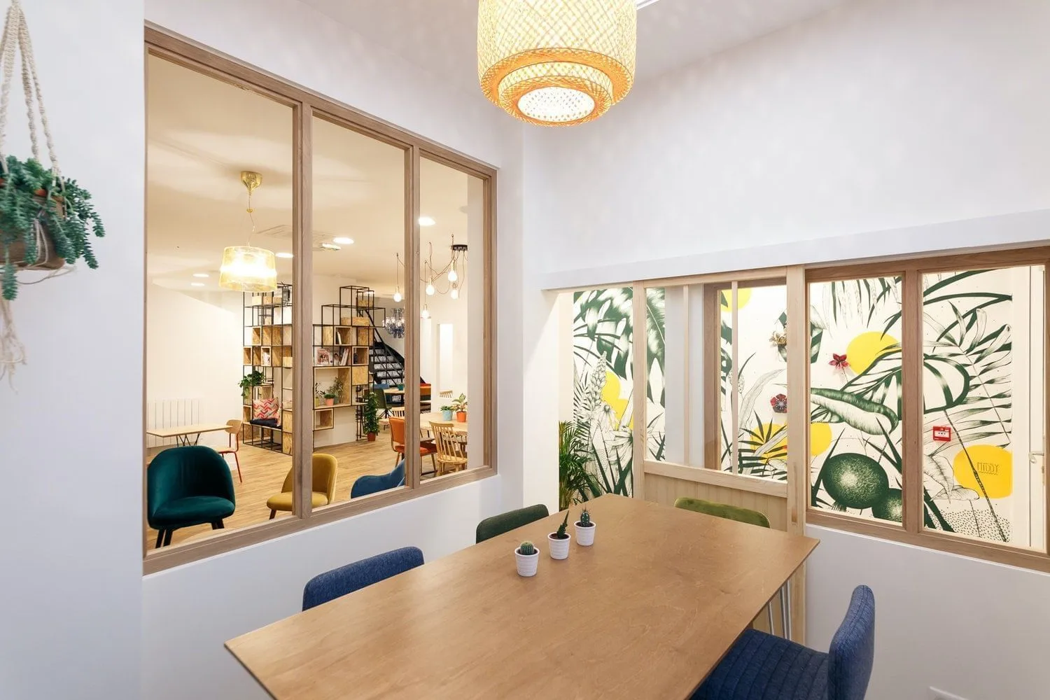 Anticafé Strasbourg, Salle de réunion 6 personnes, Strasbourg