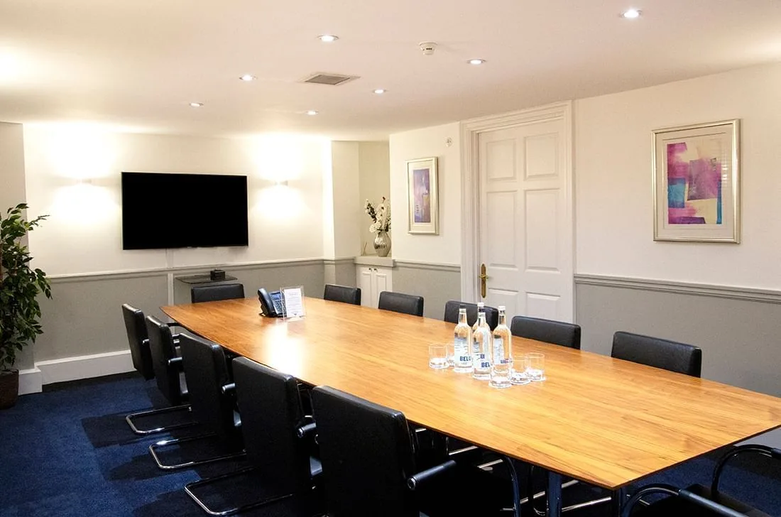 Argyll - 23 Berkeley Square, Salle de réunion 14 personnes, Londres