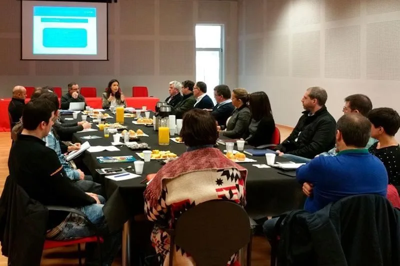 Asociación Seara, Sala de reuniões para 16 pessoas, As Pontes