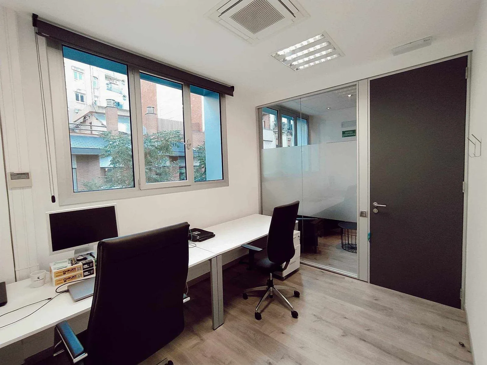 Àtic Gràcia, Private office, 2 desks, Barcelona