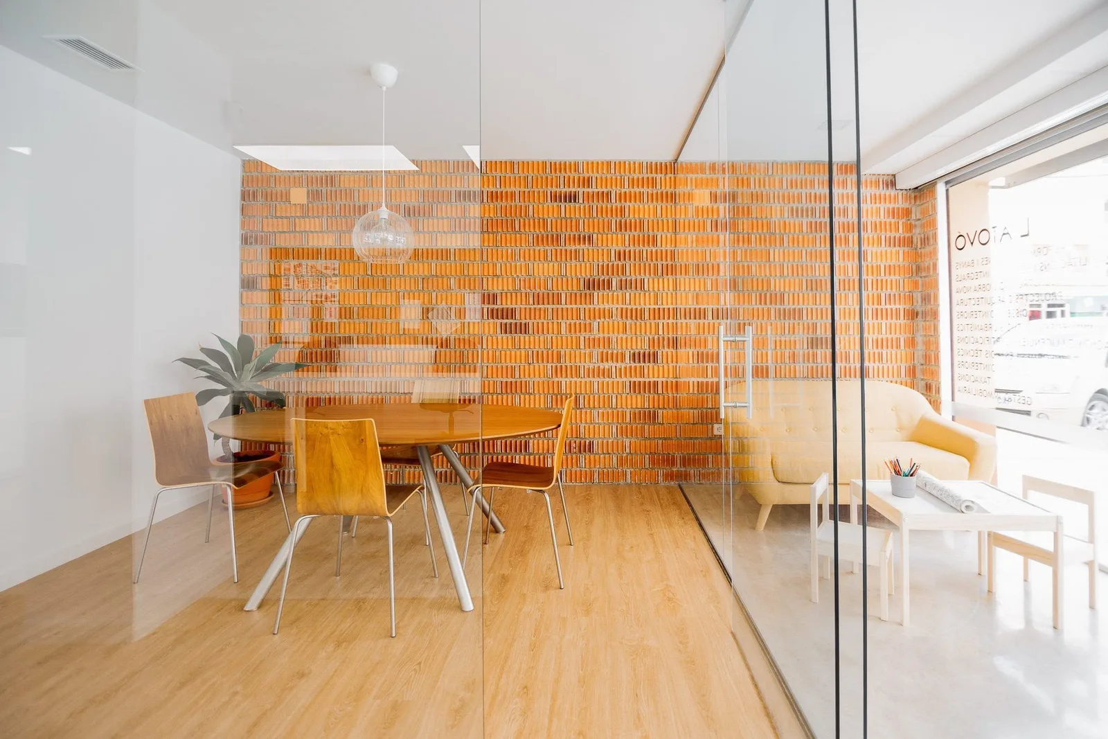 Atovó, Sala de reuniones para 4 personas, Paiporta