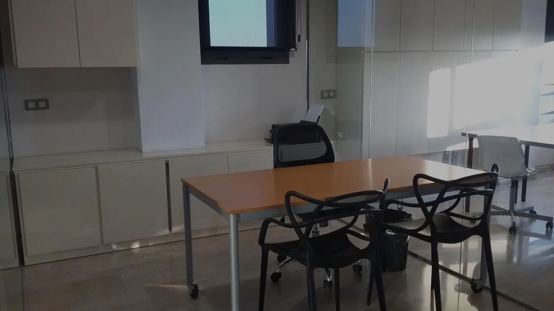 Avant Coworking , Despacho privado con 3 puestos, Tarragona