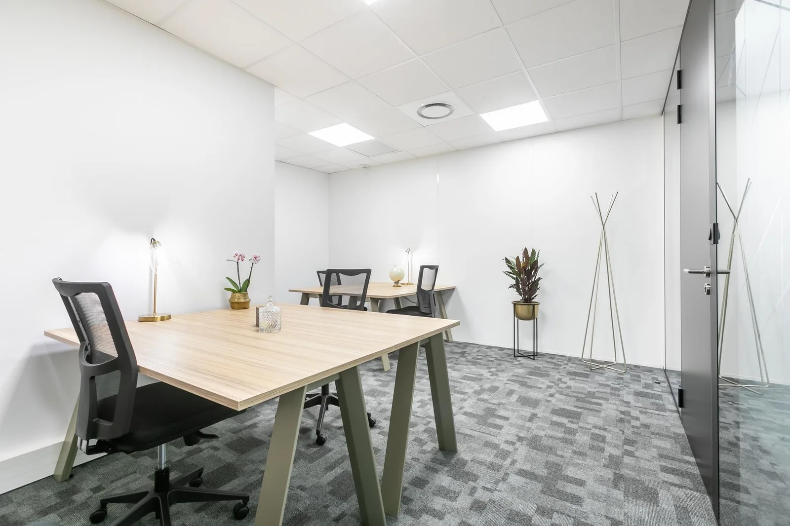 B'Coworker Sophia Antipolis, Privatbüro mit 4 Arbeitsplätzen, Valbonne
