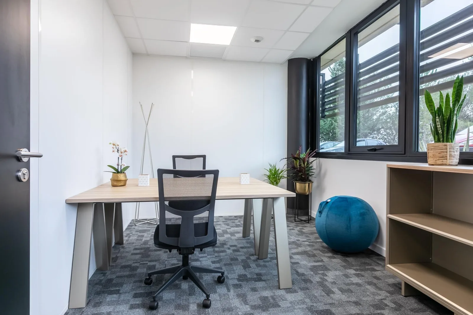 B'CoWorker Strasbourg Entzheim, Privatbüro mit 2 Arbeitsplätzen, Entzheim
