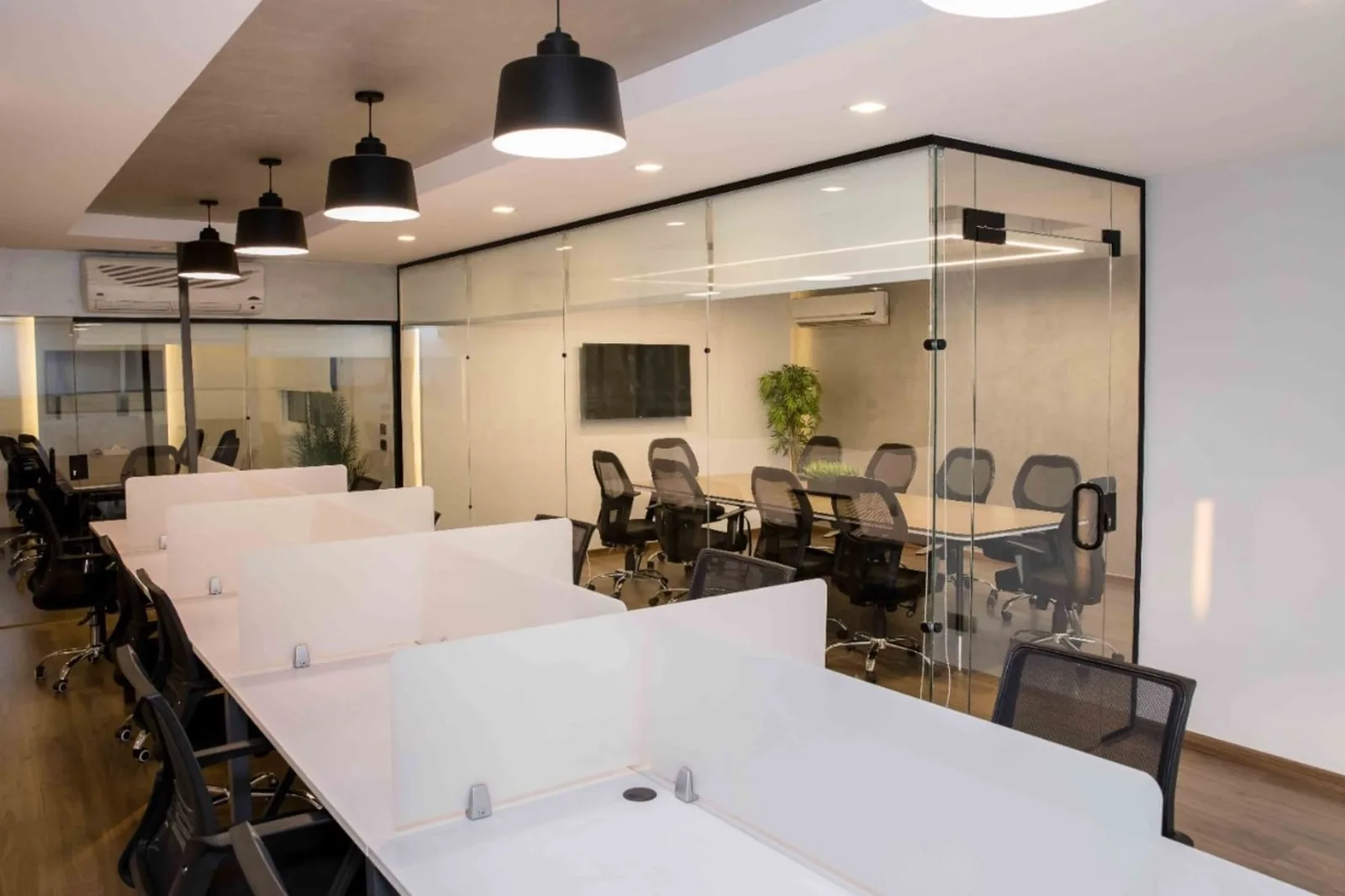 The B-HUB, Open-plan office, Nasr City
