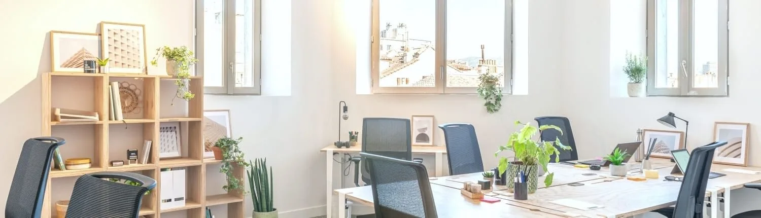 The Babel Community Vieux Port, Open-plan office, Marseille 1er