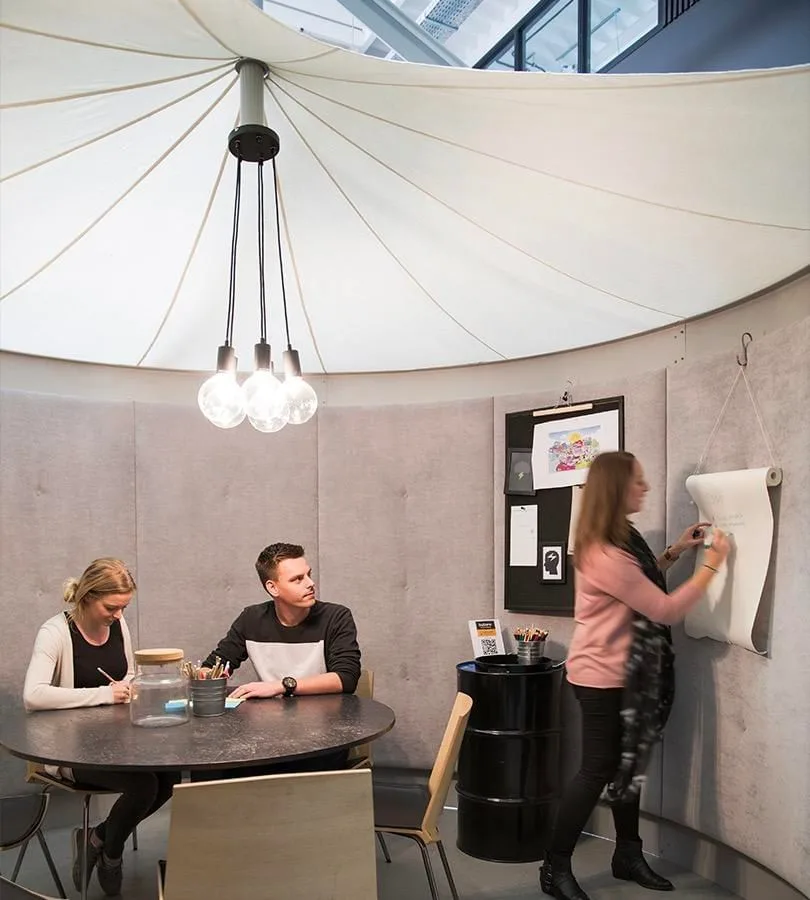 Babylon Business Centers, Vergaderruimte voor 4 personen, Uden