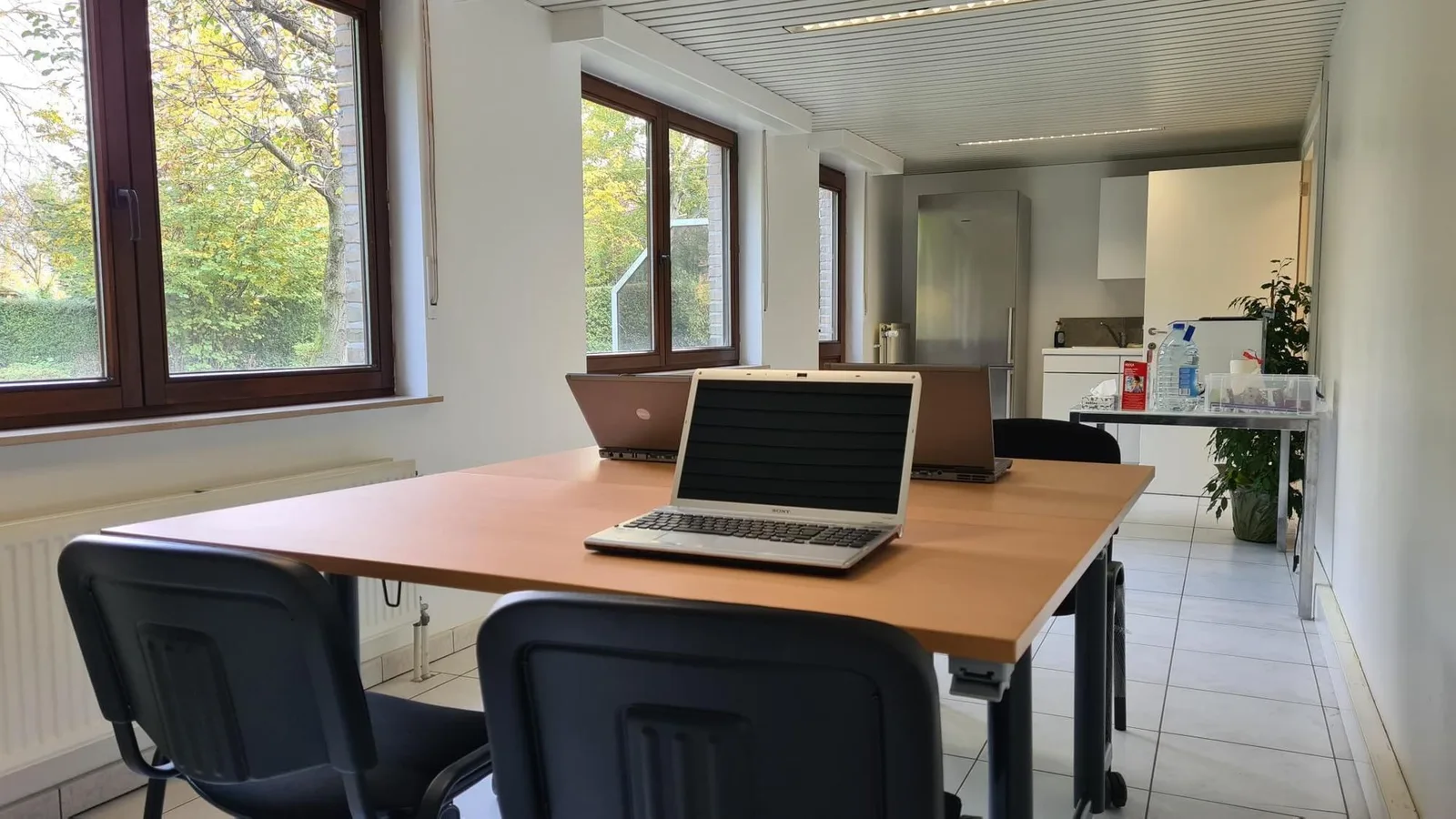 Baron Coworking, Private office, 4 desks, Dilbeek