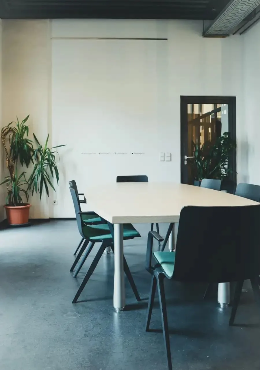 Basislager Coworking Leipzig, Besprechungsraum für 7 Personen, Leipzig