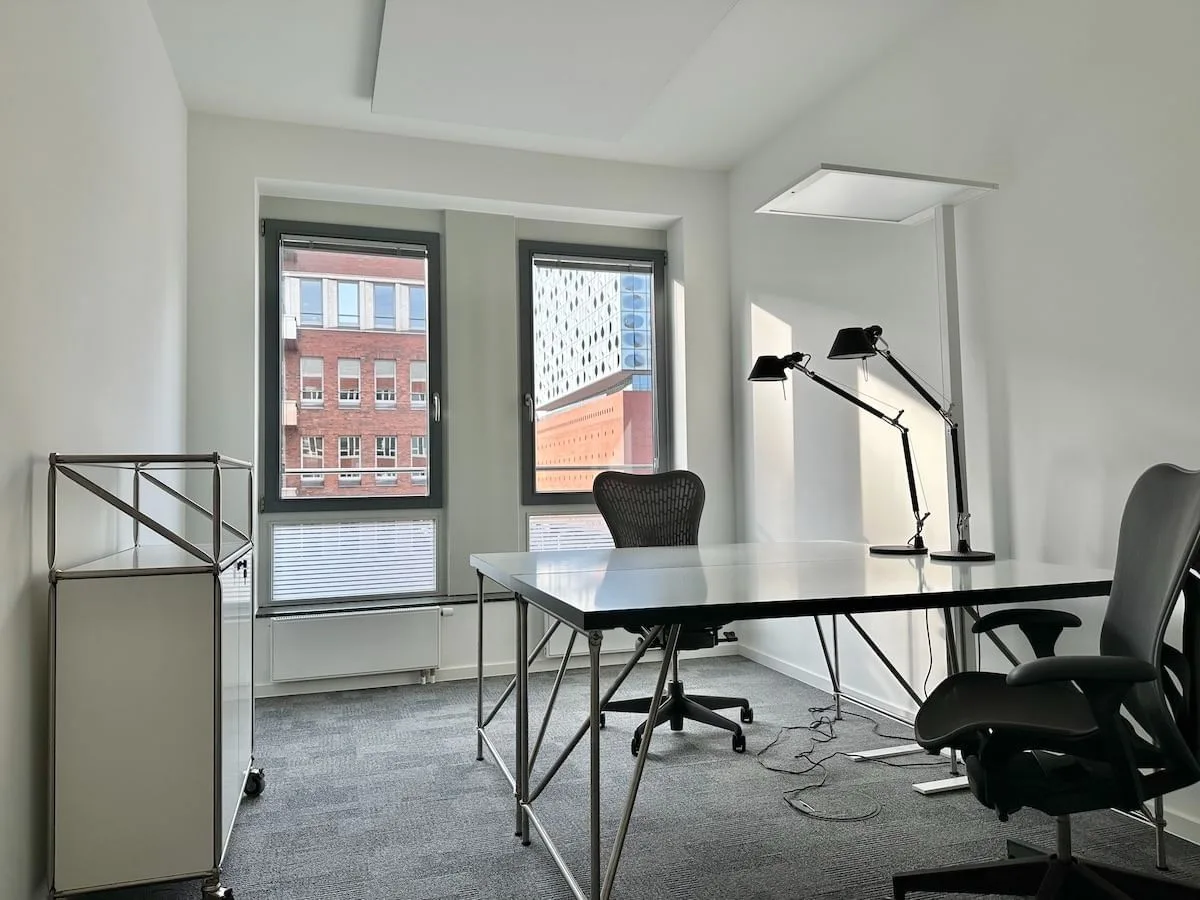 BAZE Business Center, Privatbüro mit 2 Arbeitsplätzen, Hamburg