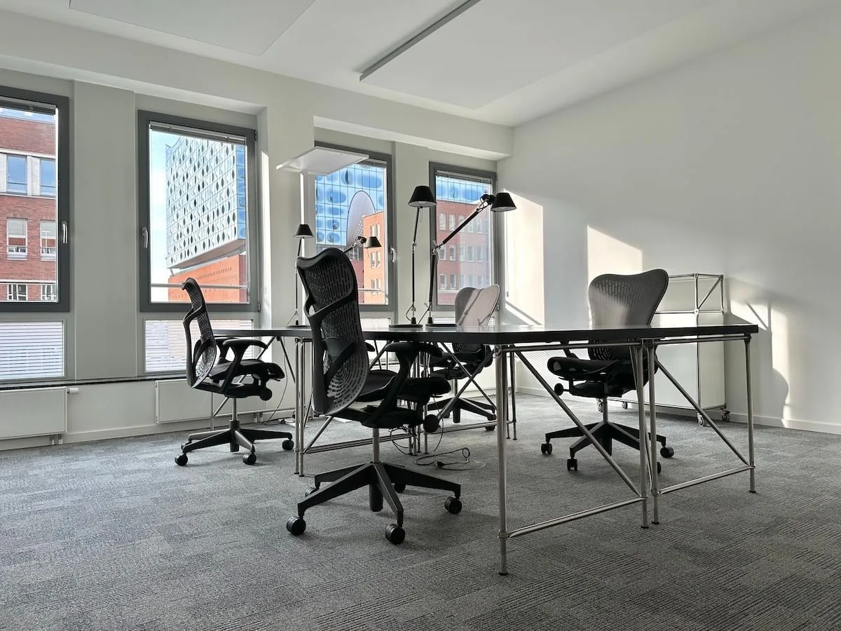 BAZE Business Center, Privatbüro mit 5 Arbeitsplätzen, Hamburg