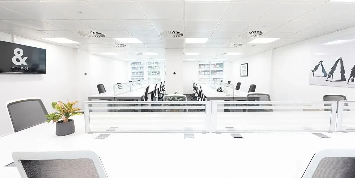 BE Offices Barbican, Open-plan office, London