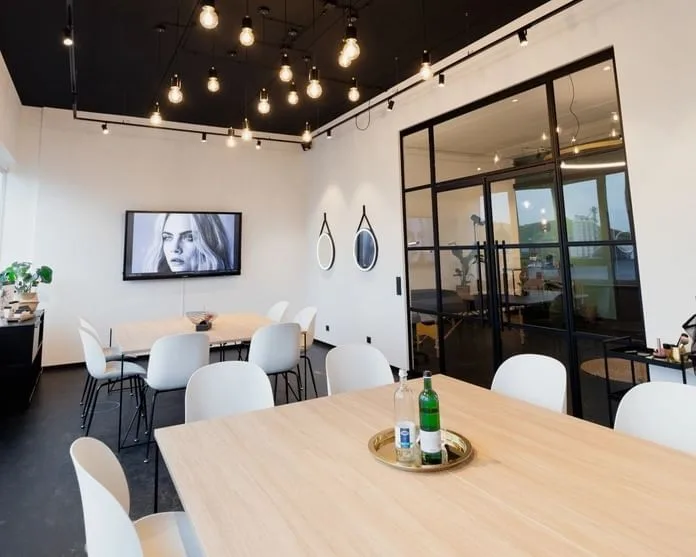 Beauty Work & Co, Besprechungsraum für 6 Personen, Stuttgart
