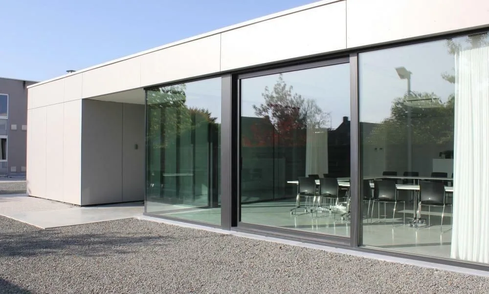 Bedrijvencentrum Regio Waregem, Façade, Waregem