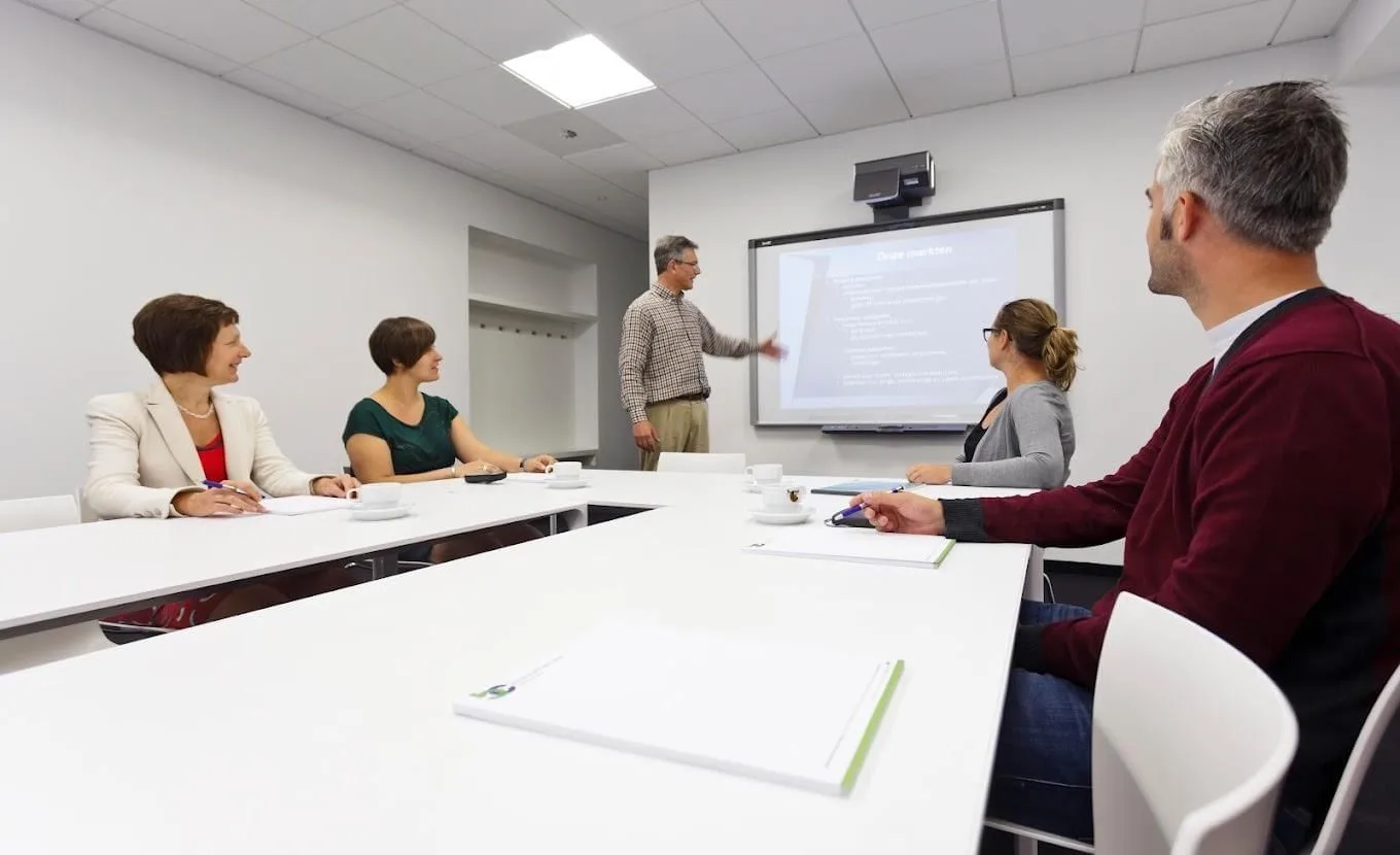 Bedrijvencentrum Vlaamse Ardennen, Salle de formation 6 personnes, Oudenaarde