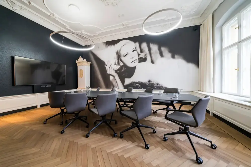 Satellite Office Berlin KUD15 Gloria Berlin, Besprechungsraum Hildegard Knef, Berlin