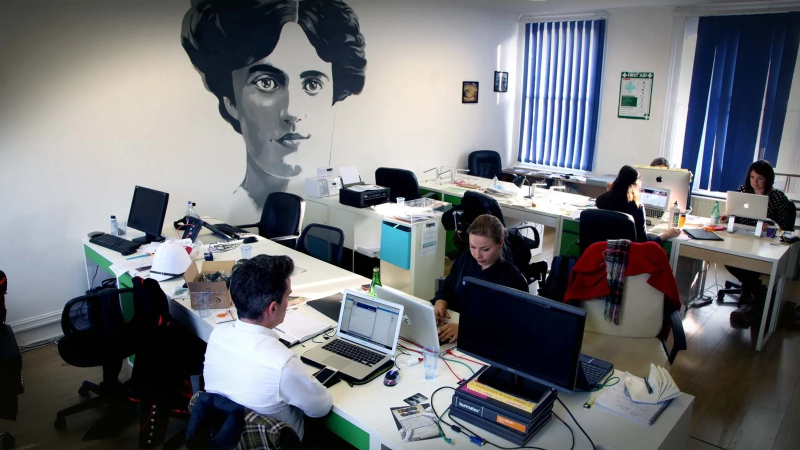 Blighty Workspace Blackstock Road, Open space, Londres