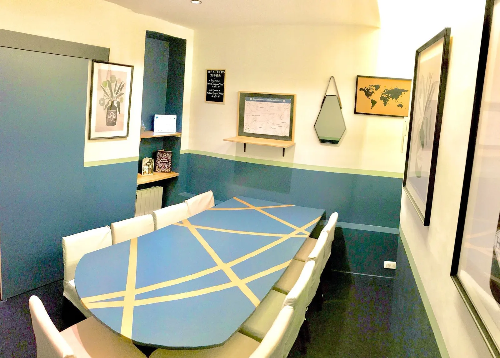 Blob Café & Coworking, Besprechungsraum für 9 Personen, Paris 11e