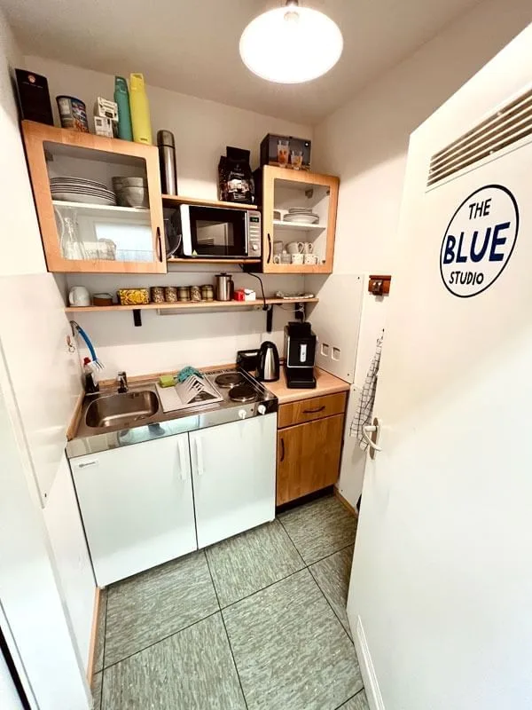 The Blue Studio Coworking, Küche, Füssen