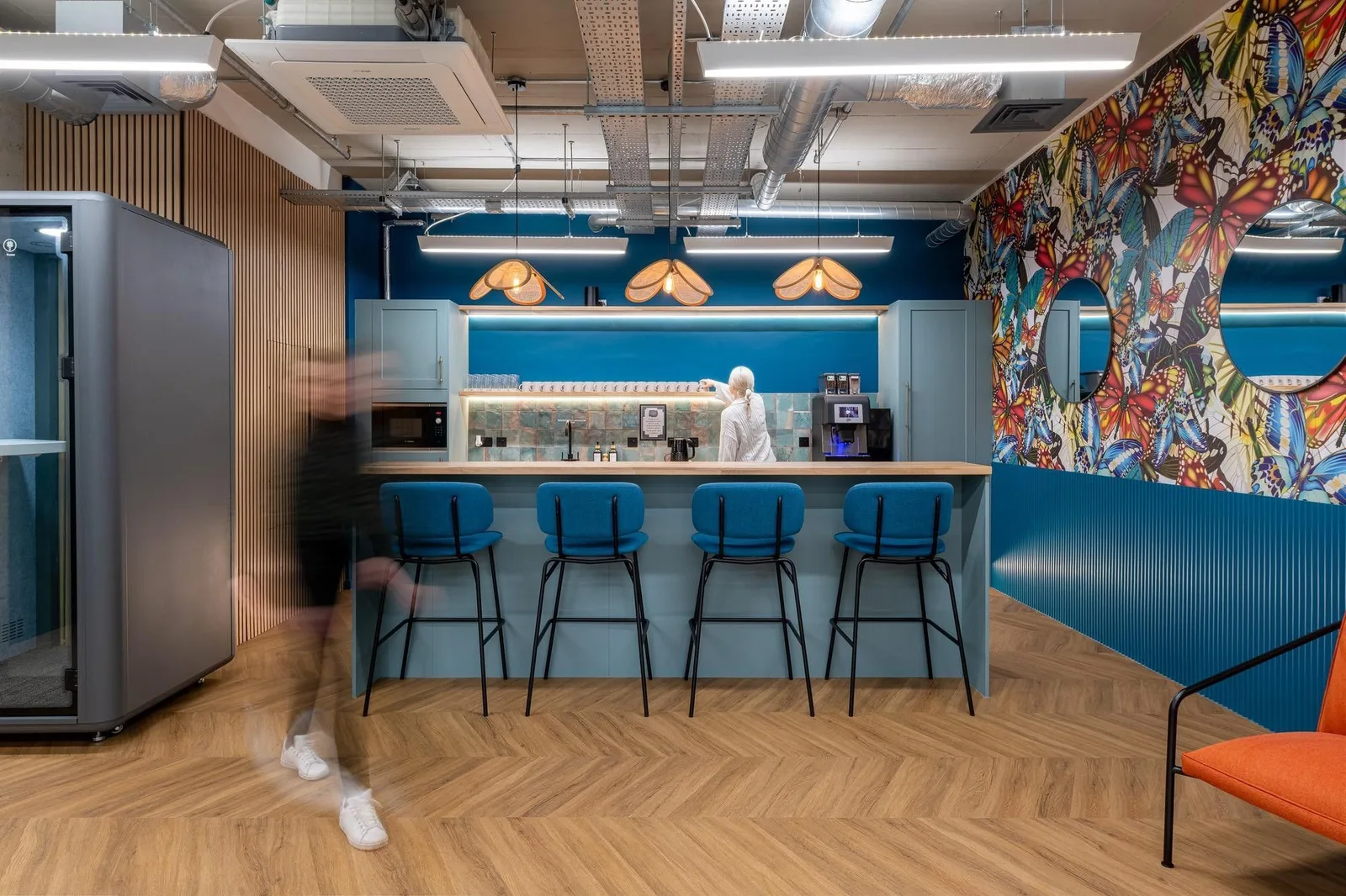 The Boutique Workplace ALDGATE, Kitchen, London