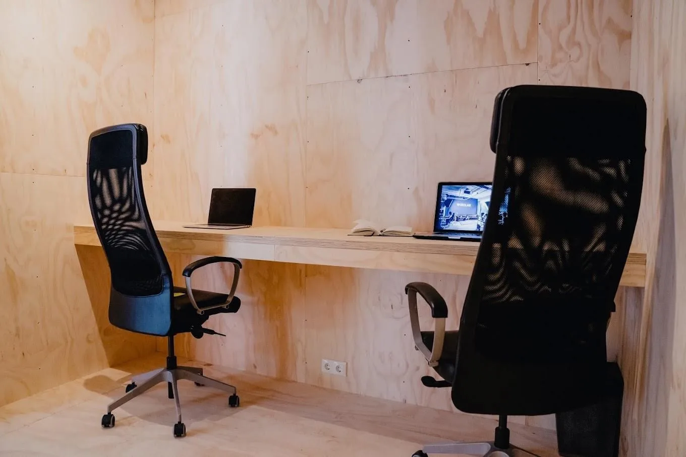 Brandstof Community, Private office, 2 desks, Enschede
