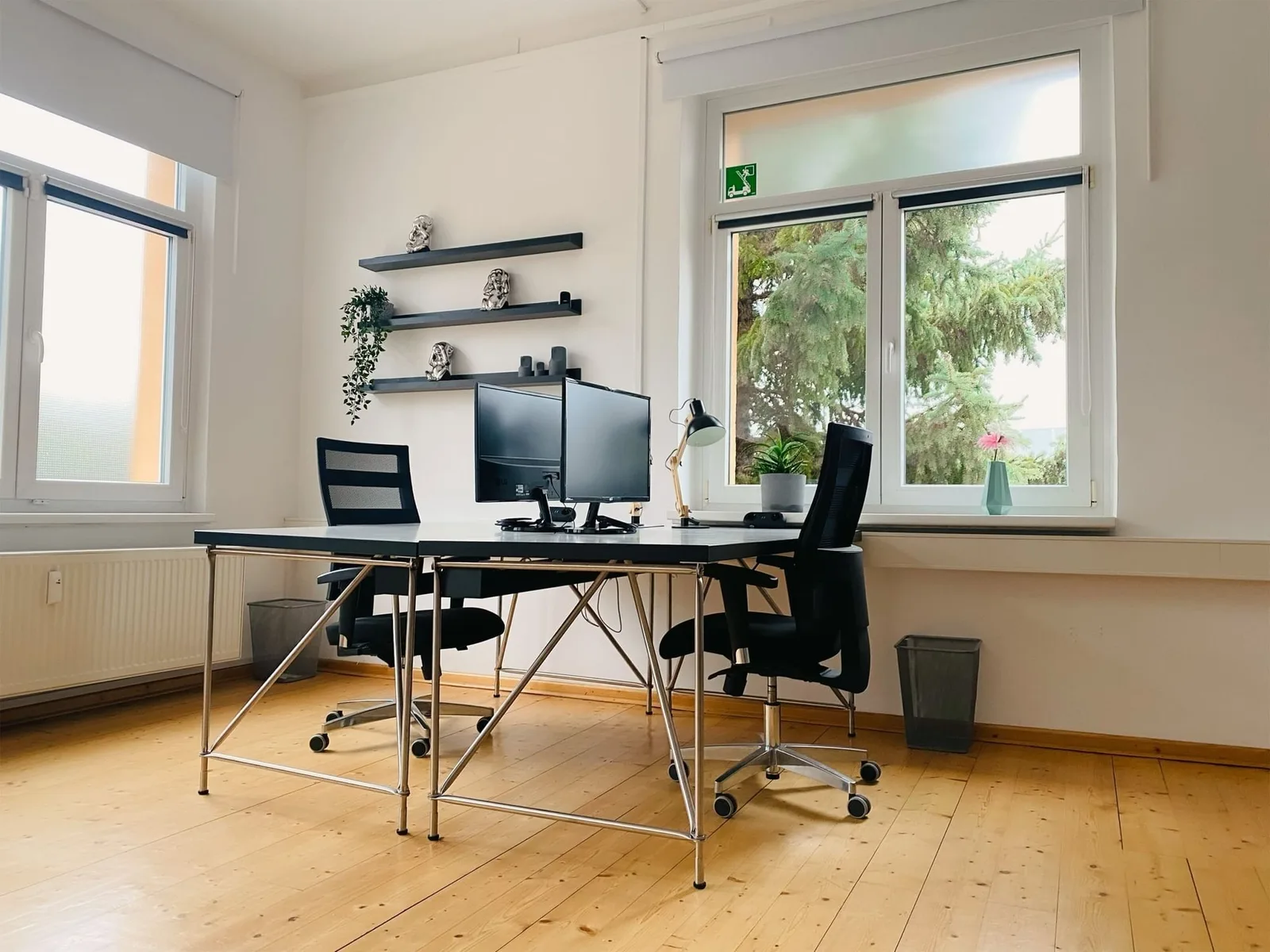 Brick37 Coworking-Space, Private office, 2 desks, Hanau