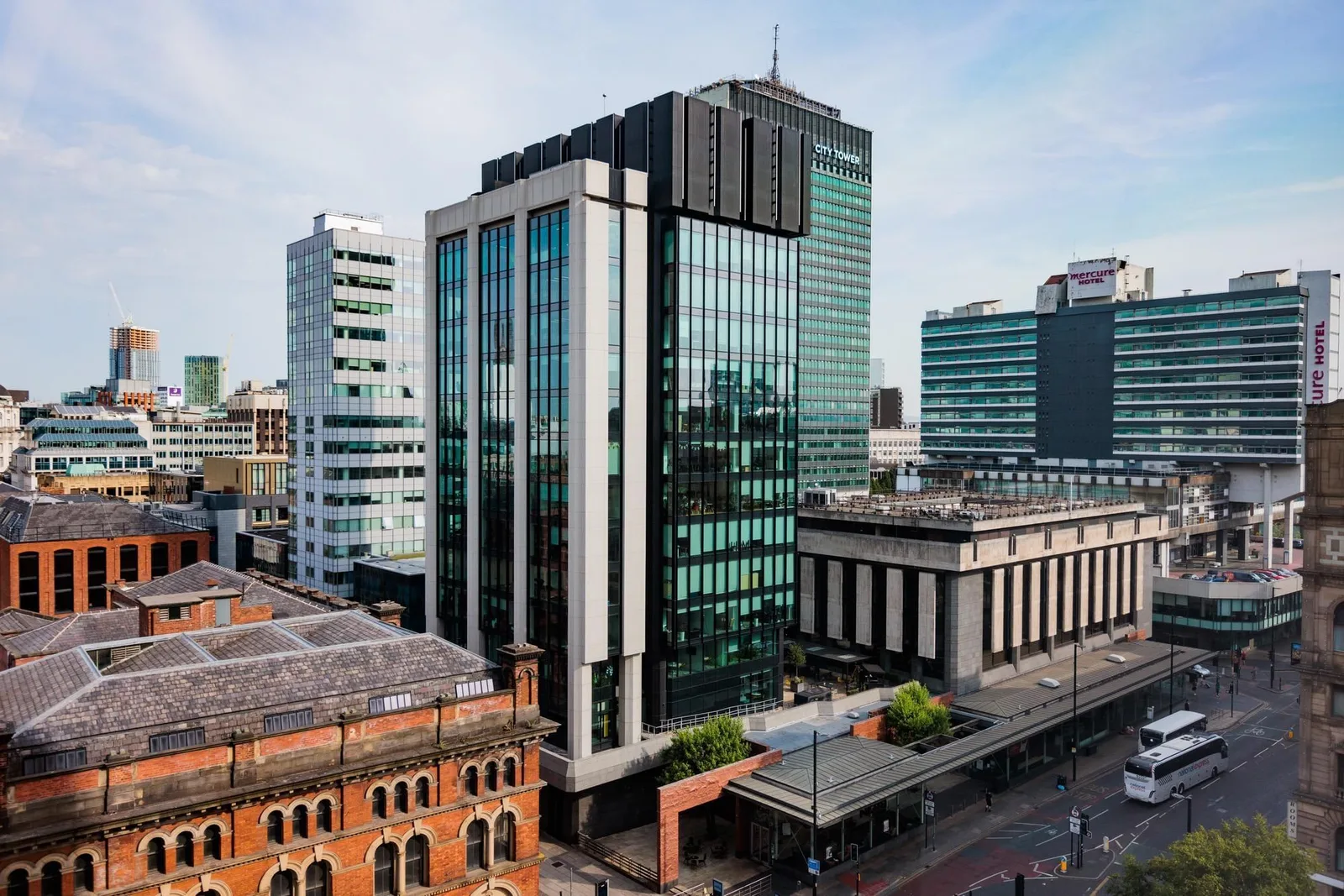 Bruntwood Neo, Building facade, Manchester