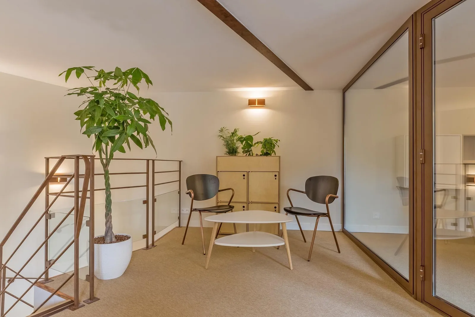 Le bureau d'à côté, Lounge, Albi