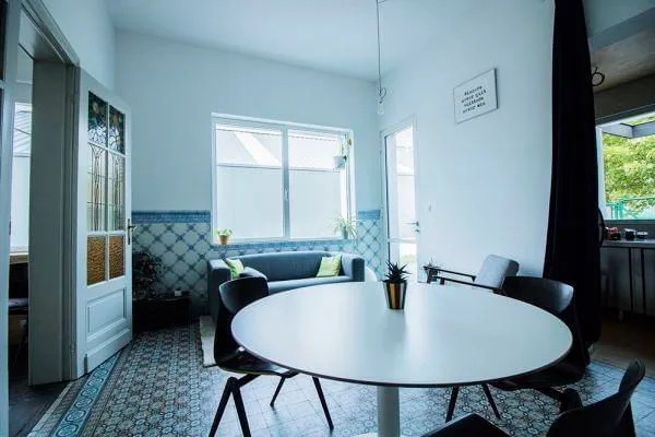 Bureau-Cuisine, Salle de réunion 4 personnes, Melle