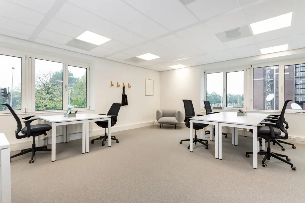 Regus Malaga, Plaza de Uncibay, Bureau privatif 5 personnes, Malaga