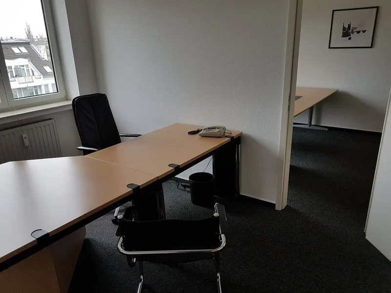 Bureau & Service Center, Private office, 1 desk, Bonn