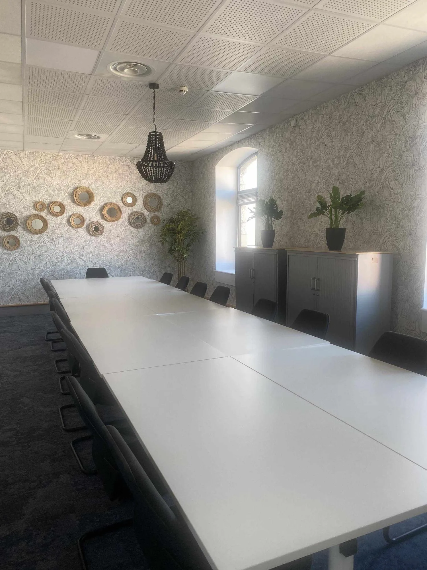 Bureaux & Co Marseille Les Docks, Meeting room for 16 people, Marseille 2e