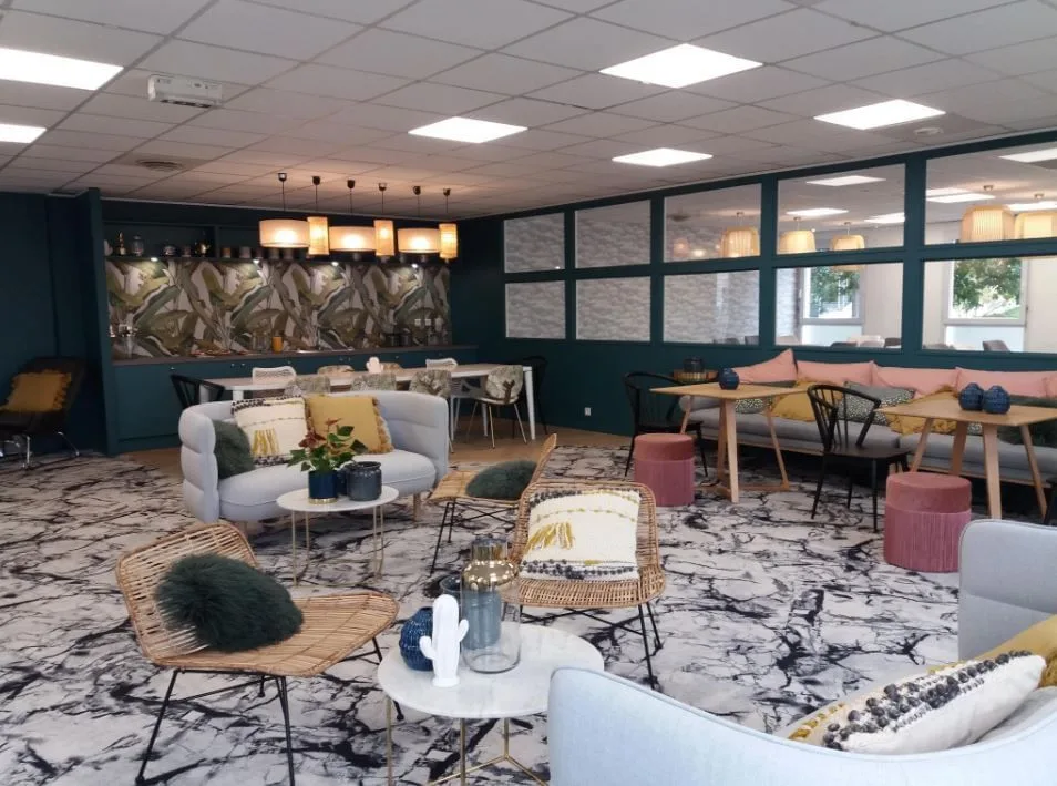 Buro Club Grenoble Echirolles, Lounge, Echirolles