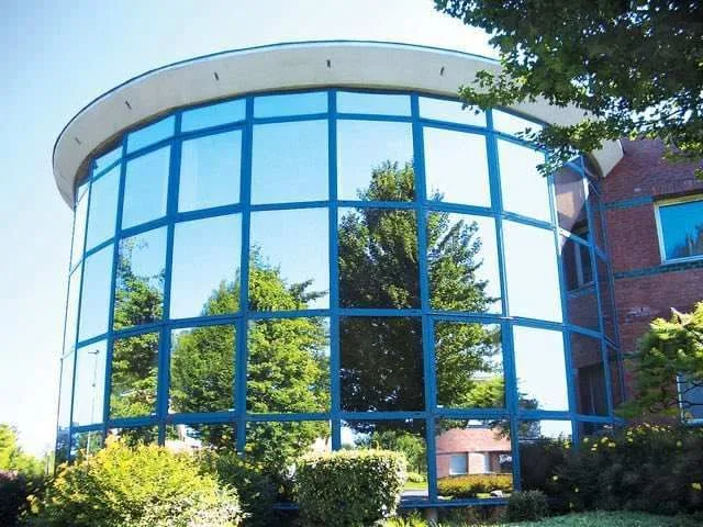 Buro Club Lille Villeneuve d'Ascq, Building facade, Villeneuve-d'Ascq