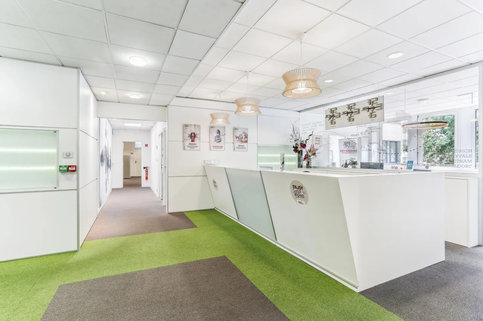 Buro Club Rennes, Empfang, Rennes