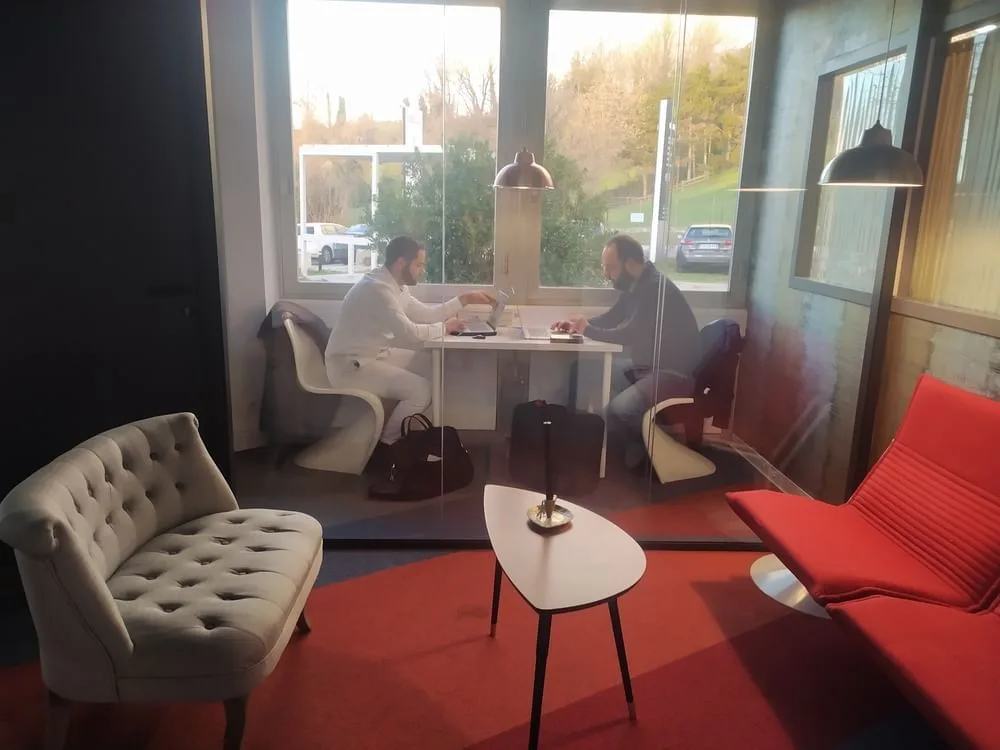 Buro Club Valence, Lounge, Valence